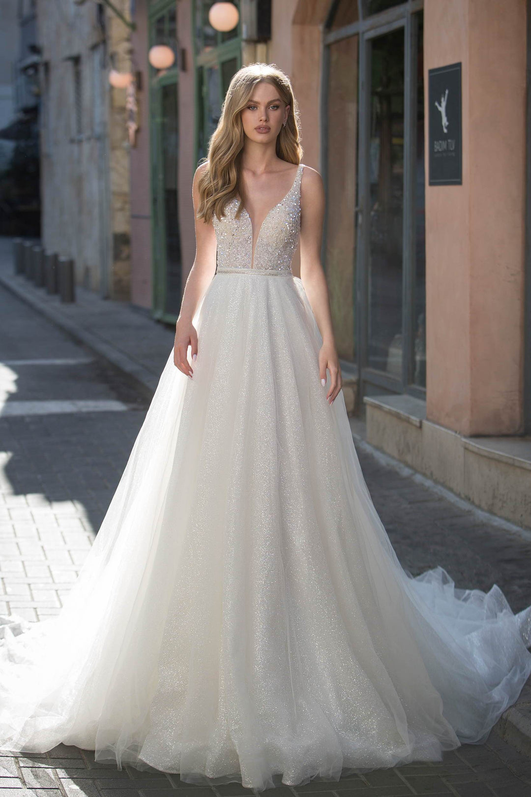 Wedding Dress - Olivia - Morvarieds Fashion