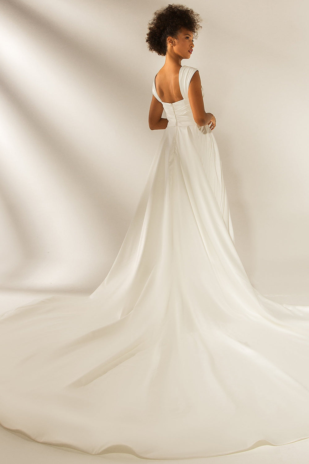 Wedding Dress - Barcelona - Morvarieds Fashion