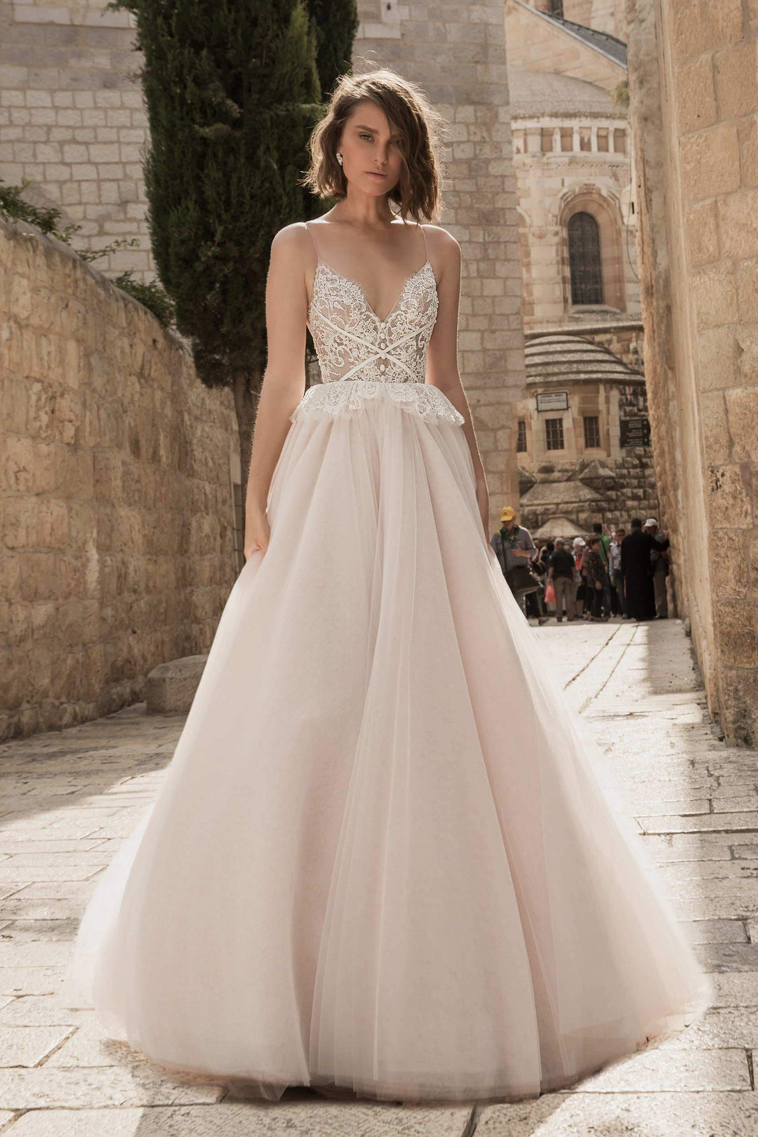 Wedding Dress - Olivia - Morvarieds Fashion