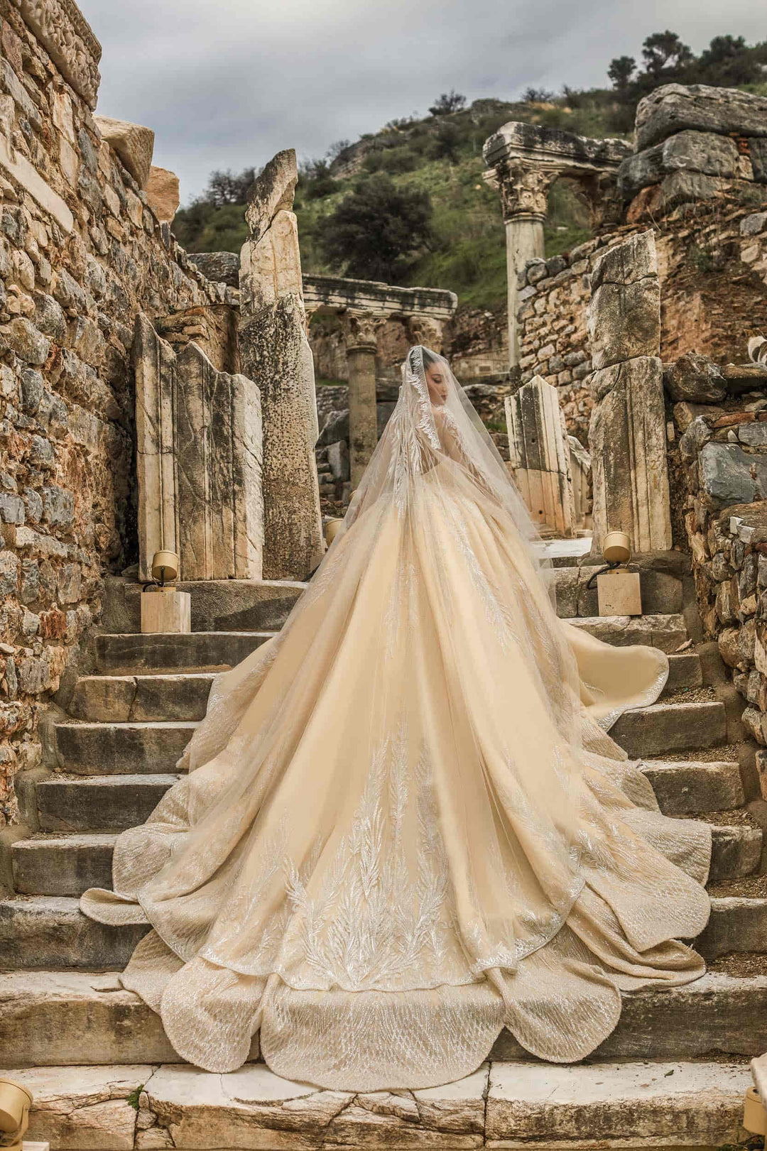 Wedding Dress - Emerald - Morvarieds Fashion